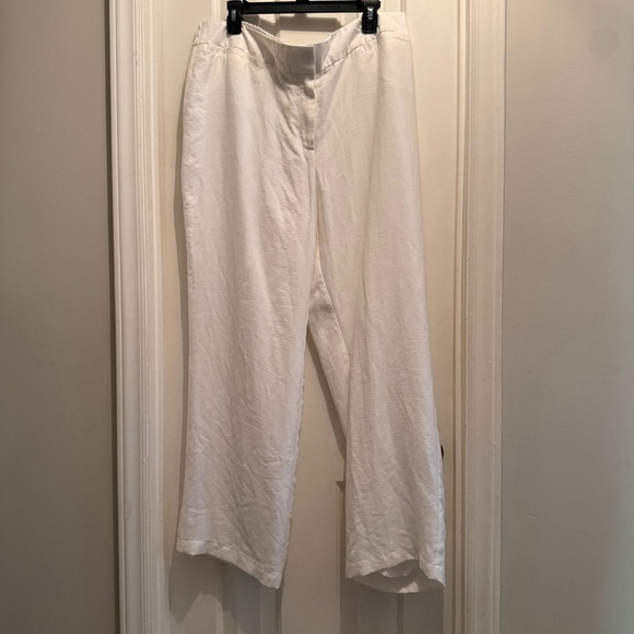 Travelers by Chico's Pants - Chico’s Travelers Size 3 White Flowy Lined Pants Resort Vacation Style